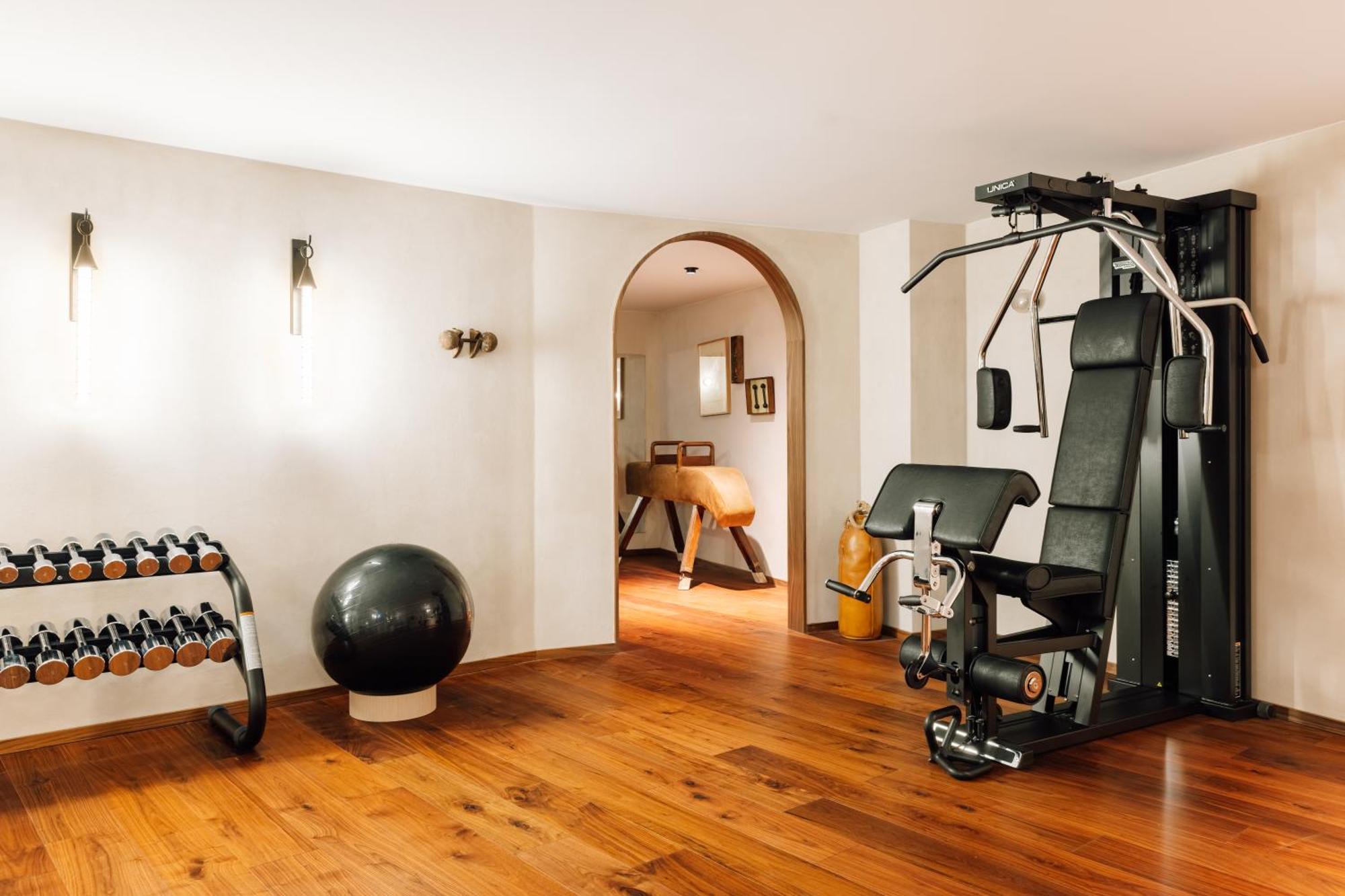 The Rebello Hotel & Spa - Small Luxury Hotels Of The World Vila Nova de Gaia Exteriör bild A home gym