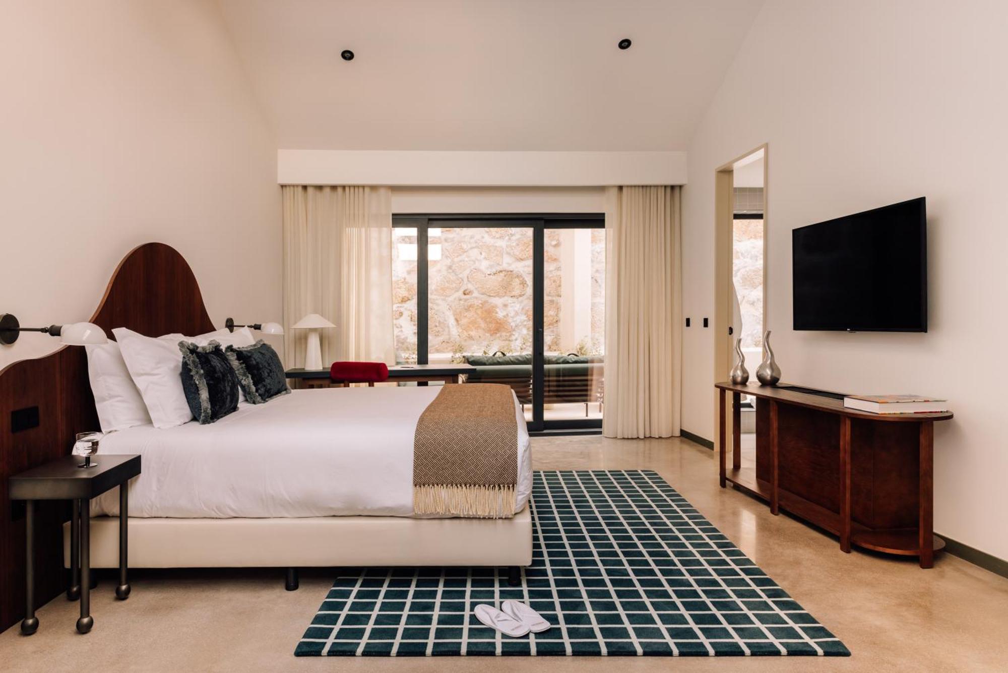 The Rebello Hotel & Spa - Small Luxury Hotels Of The World Vila Nova de Gaia Exteriör bild A bedroom at the hotel