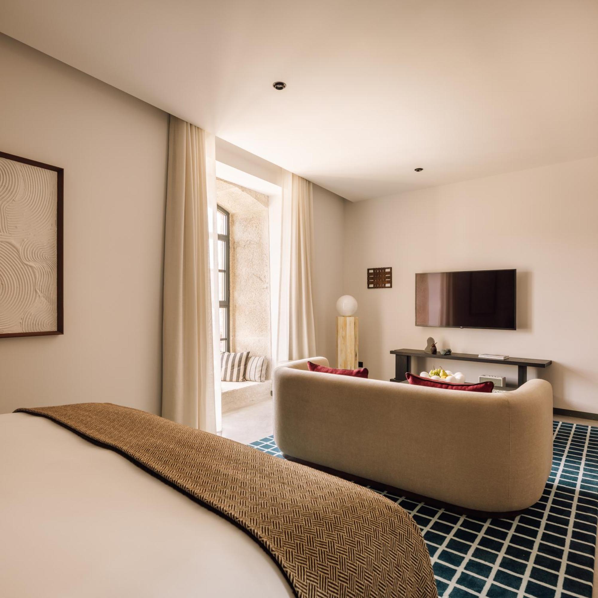 The Rebello Hotel & Spa - Small Luxury Hotels Of The World Vila Nova de Gaia Exteriör bild A room at the hotel